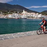 Apartamento con vistas al mar y a la montaña
