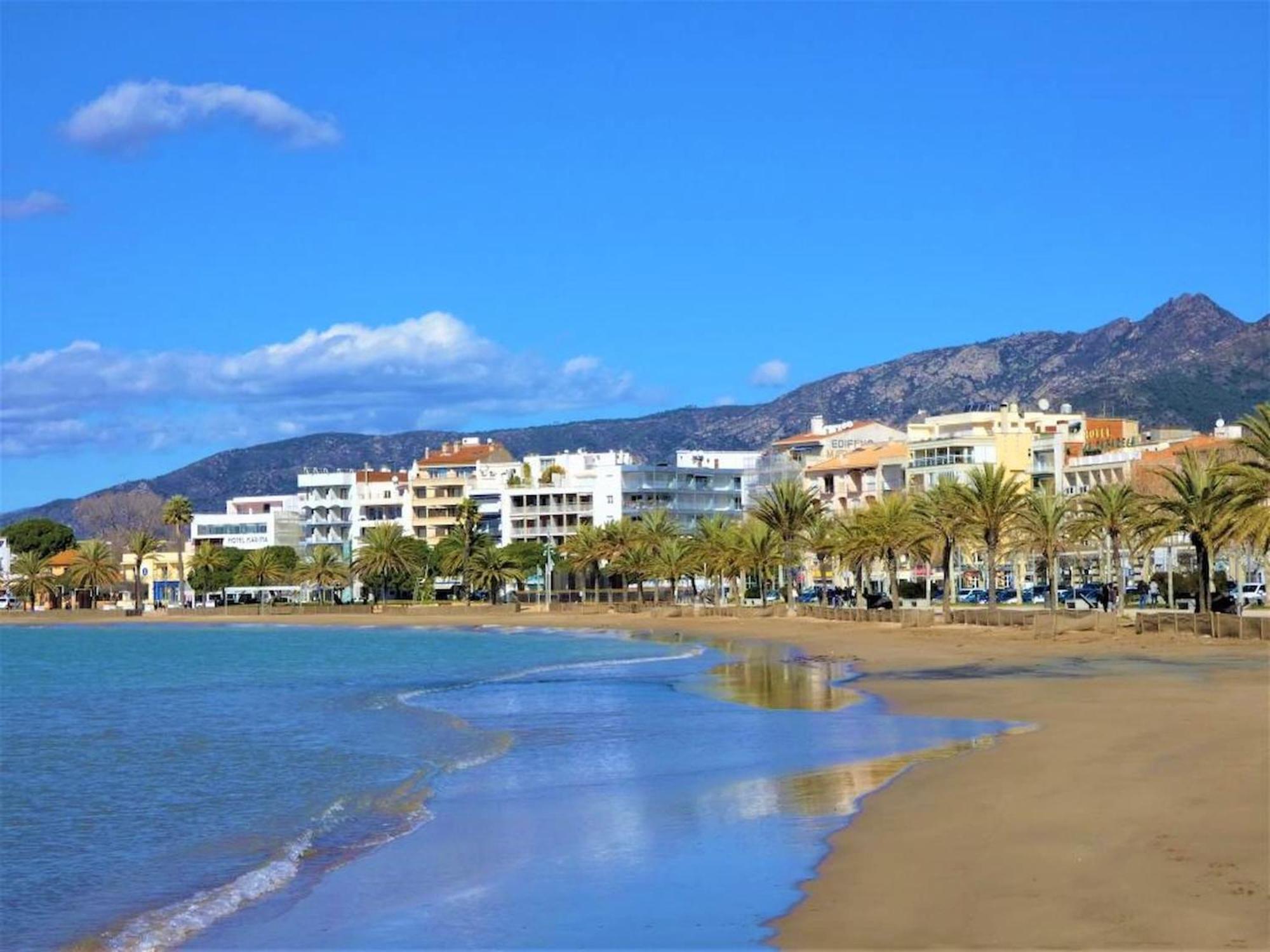 Con Vistas Al Mar Y A La Montaña Apartamento